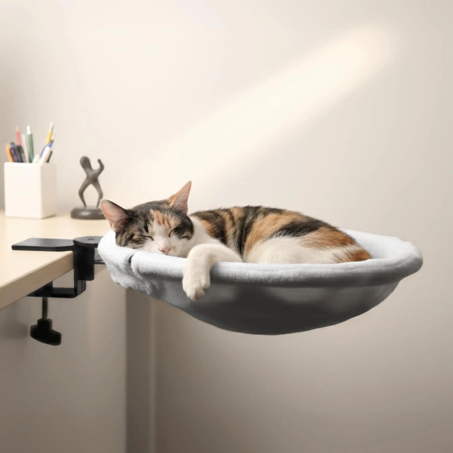 Adjustable Cat Desk Bed with Sturdy Metal Frame and Removable Faux Rabbit Plush Cover Sunken Design Cat Hammock