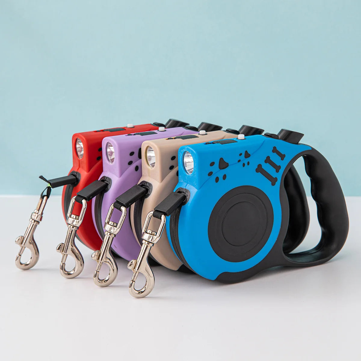 LED Retractable Dog & Cat Leash with Night Light — ABS, 5m, USB Rechargeable or Battery